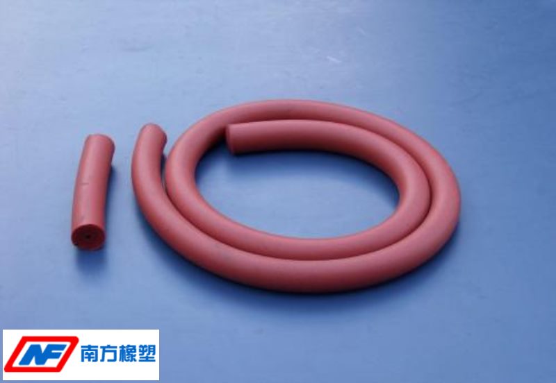 簡單幾招，教你識(shí)別硅膠發(fā)泡條的好壞